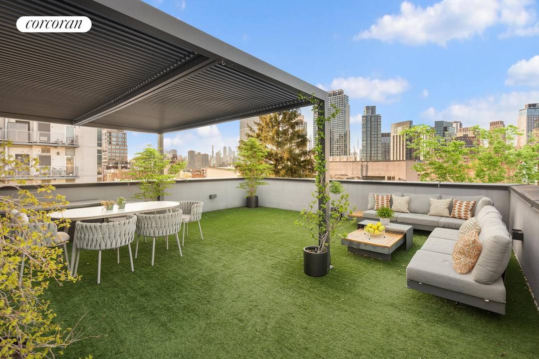 Residence 4A is a distinctive, design forward home offering rare indoor outdoor living in the heart of Greenpoint.