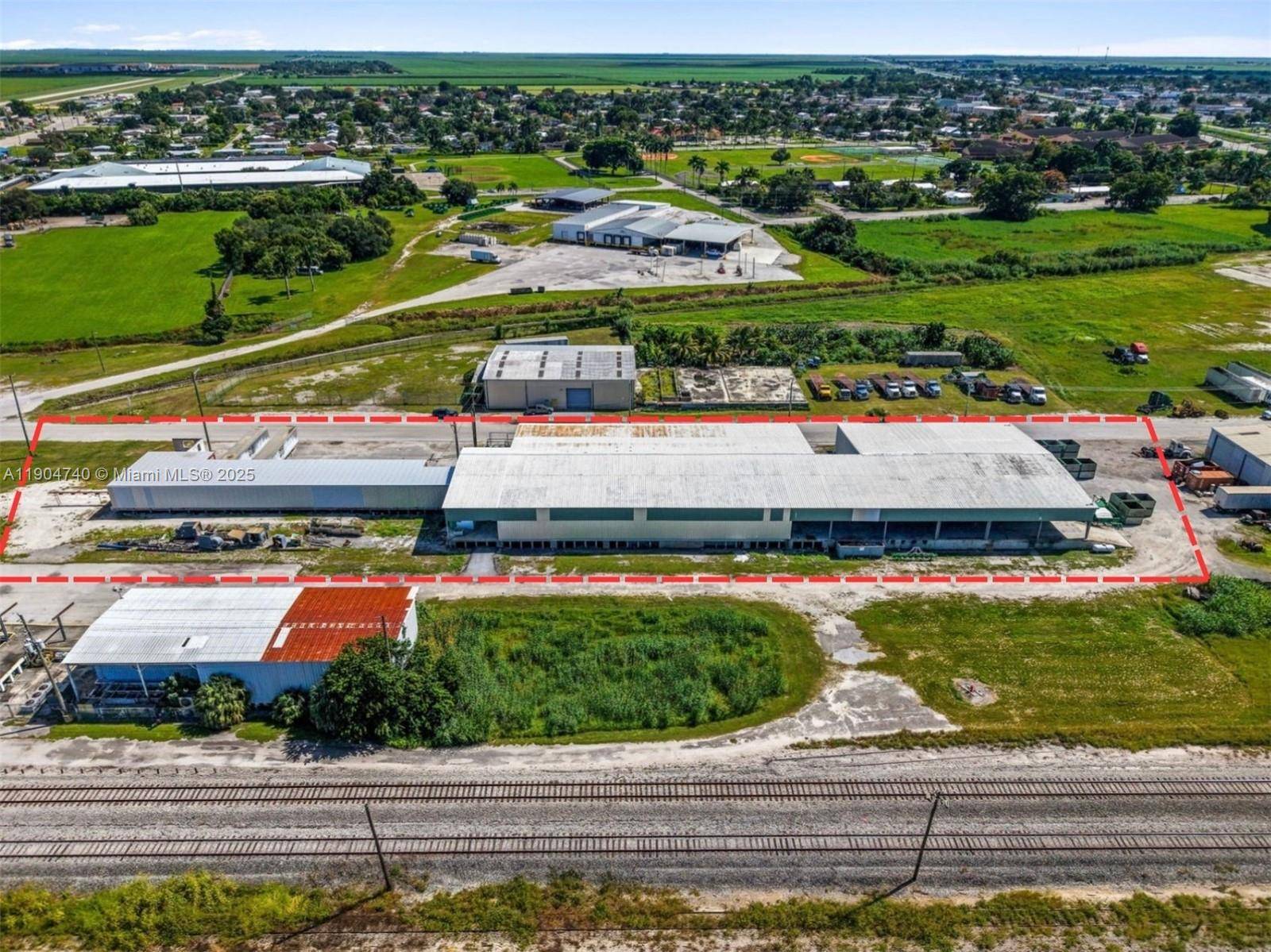 Synergy Realty Advisors is pleased to present an exceptional Cold Storage opportunity in western Palm Beach county, Florida.