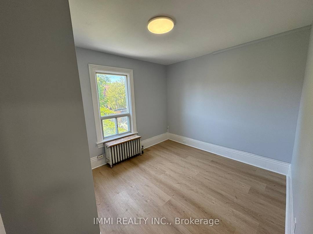 Welcome to this Newly Renovated 2nd Floor One Bedroom Available For Lease.