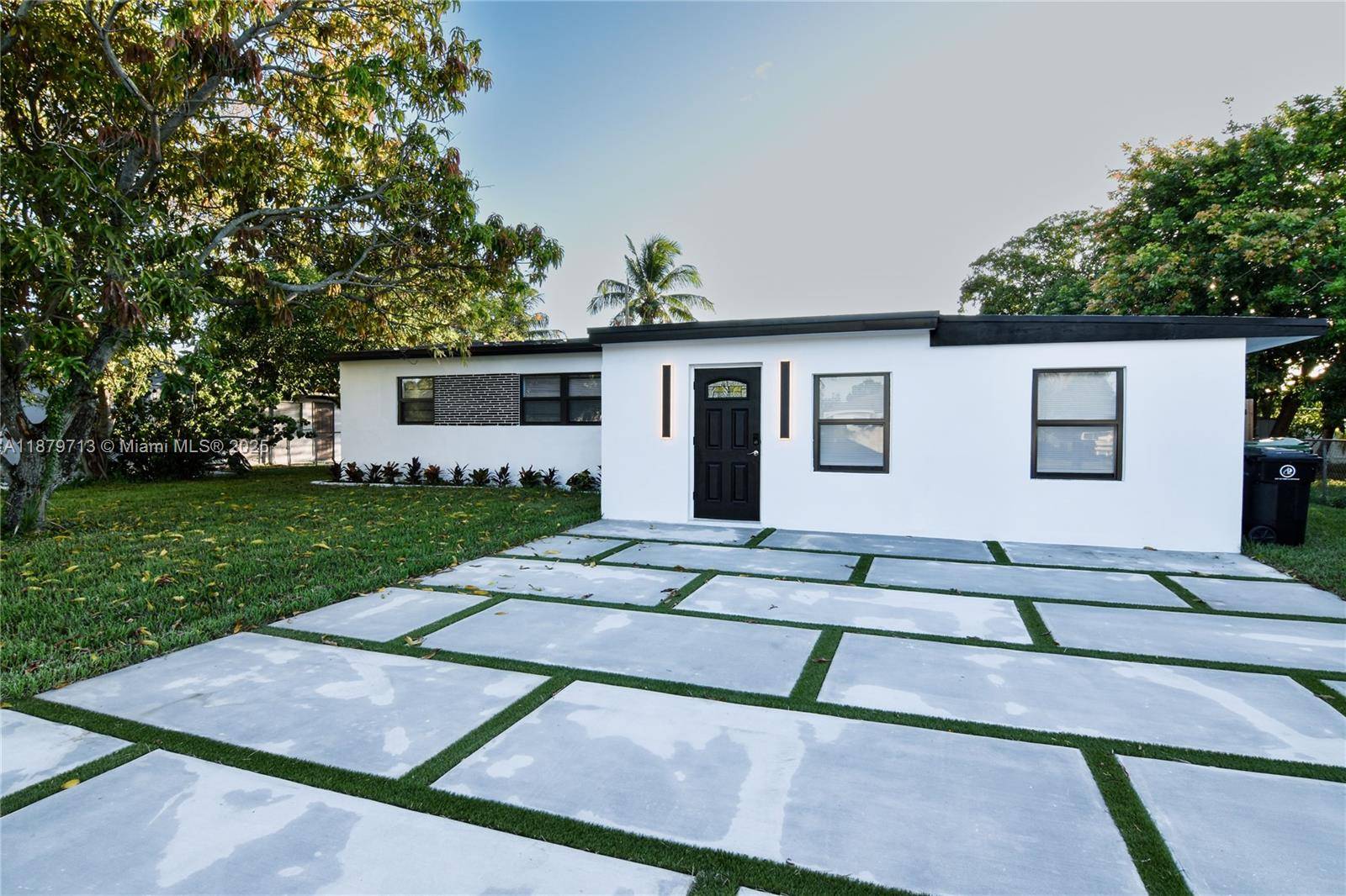 Completely remodeled pool home in the heart of Fort Lauderdale !