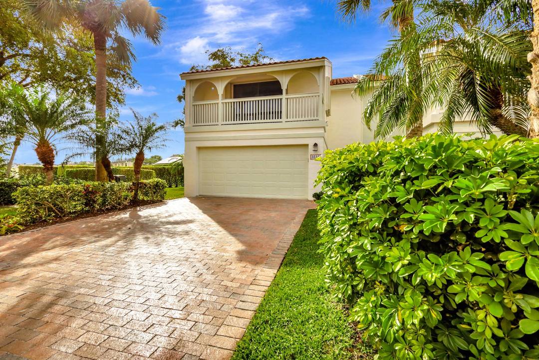 Welcome home to Pelican Harbor a luxurious, resort style, 24 hour man gated waterfront boating community ideally located along the Intracoastal, just minutes from Downtown Delray Beach and between the ...