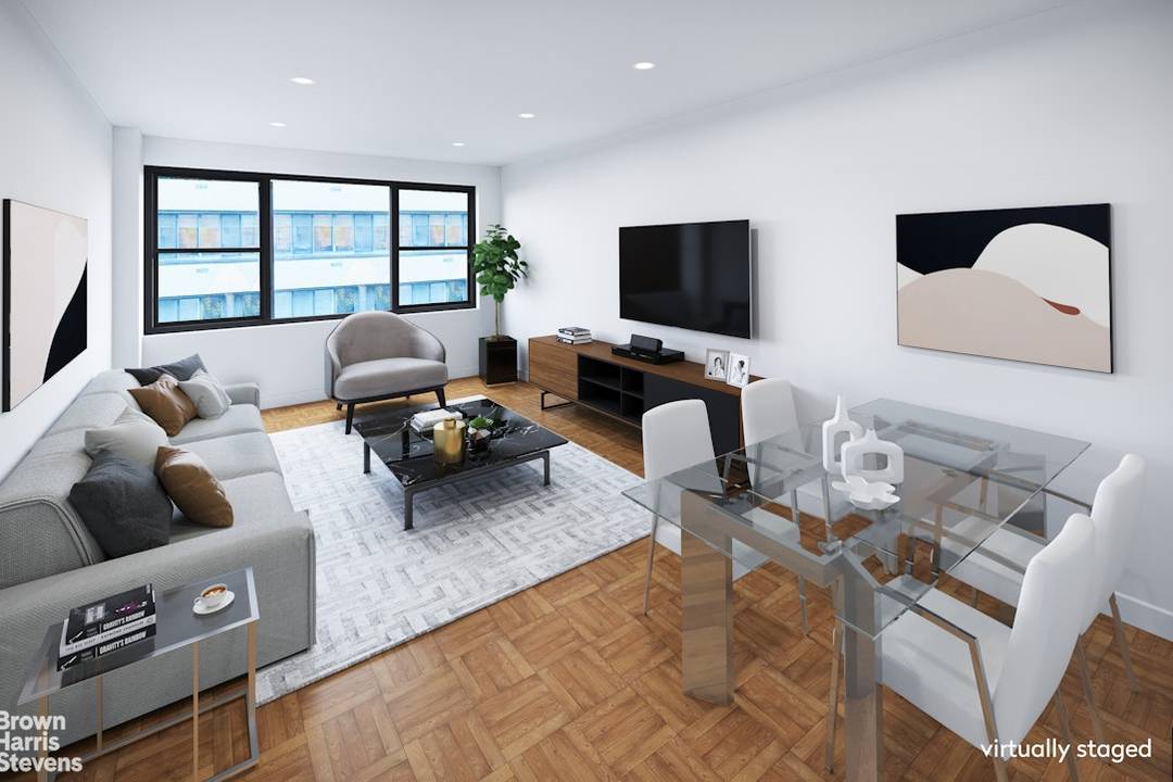 Welcome to a classic one bedroom on East 74th Street Located on a tree lined block in the desirable 70's, this bright and move in ready gem is an ideal ...