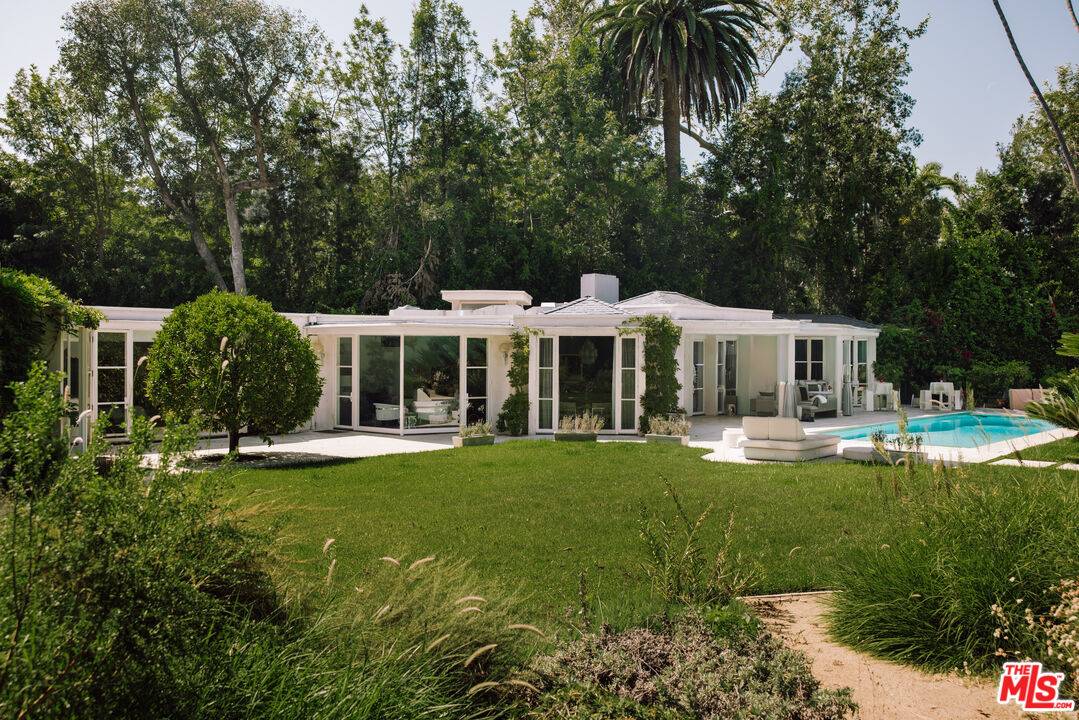 101   Bel Air Rd 5BR Bel Air La