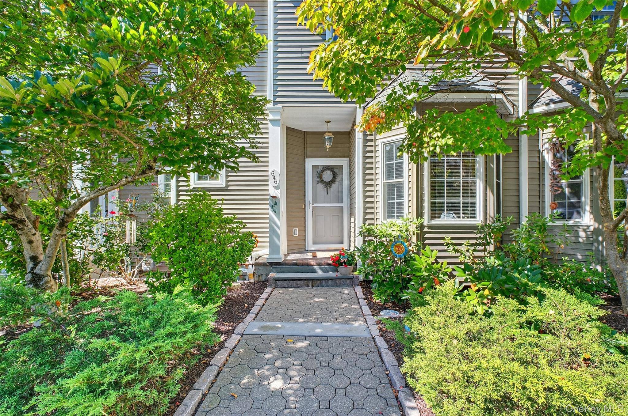 Experience low maintenance living in this spacious tri level townhome located in the hamlet of Jefferson Valley in the thriving town of Yorktown.