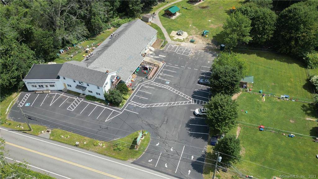 Get ready to embark on an exciting opportunity with this licensed daycare facility !