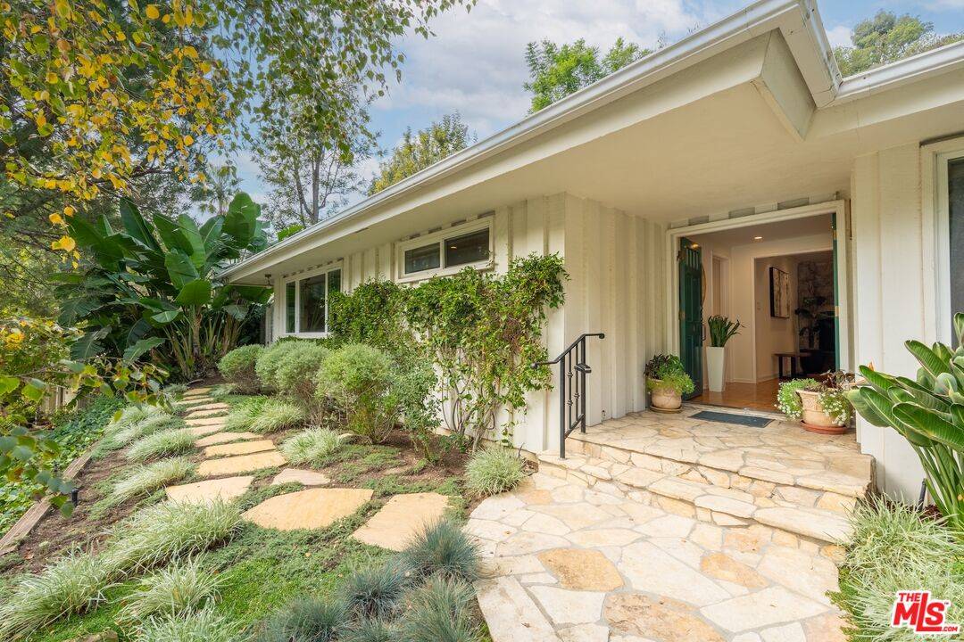 2717   Ellison Dr 3BR Beverly Hills Post Office | B.H.P.O. La