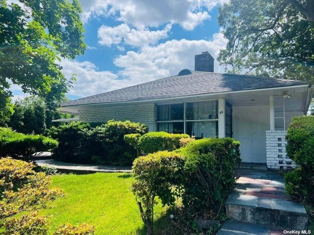 Newly Renovated Large Ranch house With Excellent Location and Condition, 9000 sq feet lot size, Very Bright With Lots Of Sunshine, Large Kitchen, Beautiful Bathrooms, Wood Flooring.