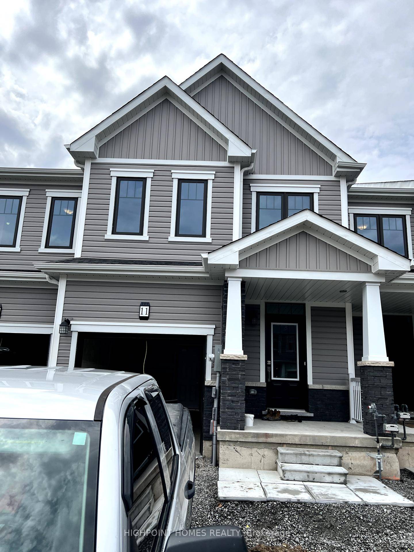 Welcome to 11 Lemon Avenue A Stunning 3 Bed, 3 Bath Townhome in Prime Thorold Location !