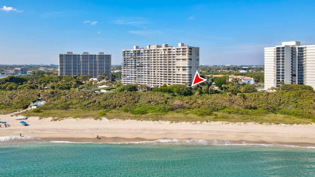 Experience luxury living in this stunning, fully remodeled 3 bed, 3 bath lanai condo, offering nearly 2, 700 SF of interior space and an expansive 765 SF wraparound.