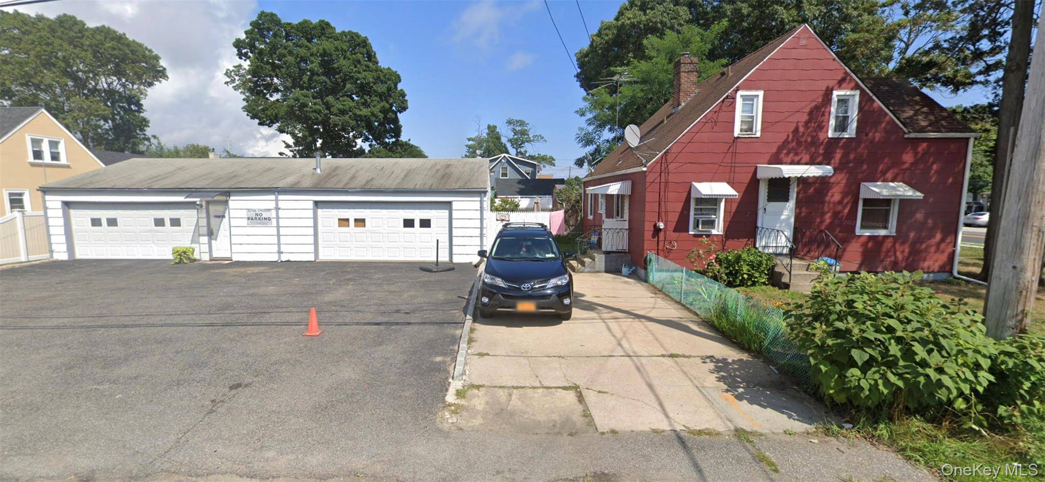 Unique Opportunity in the Business E District !