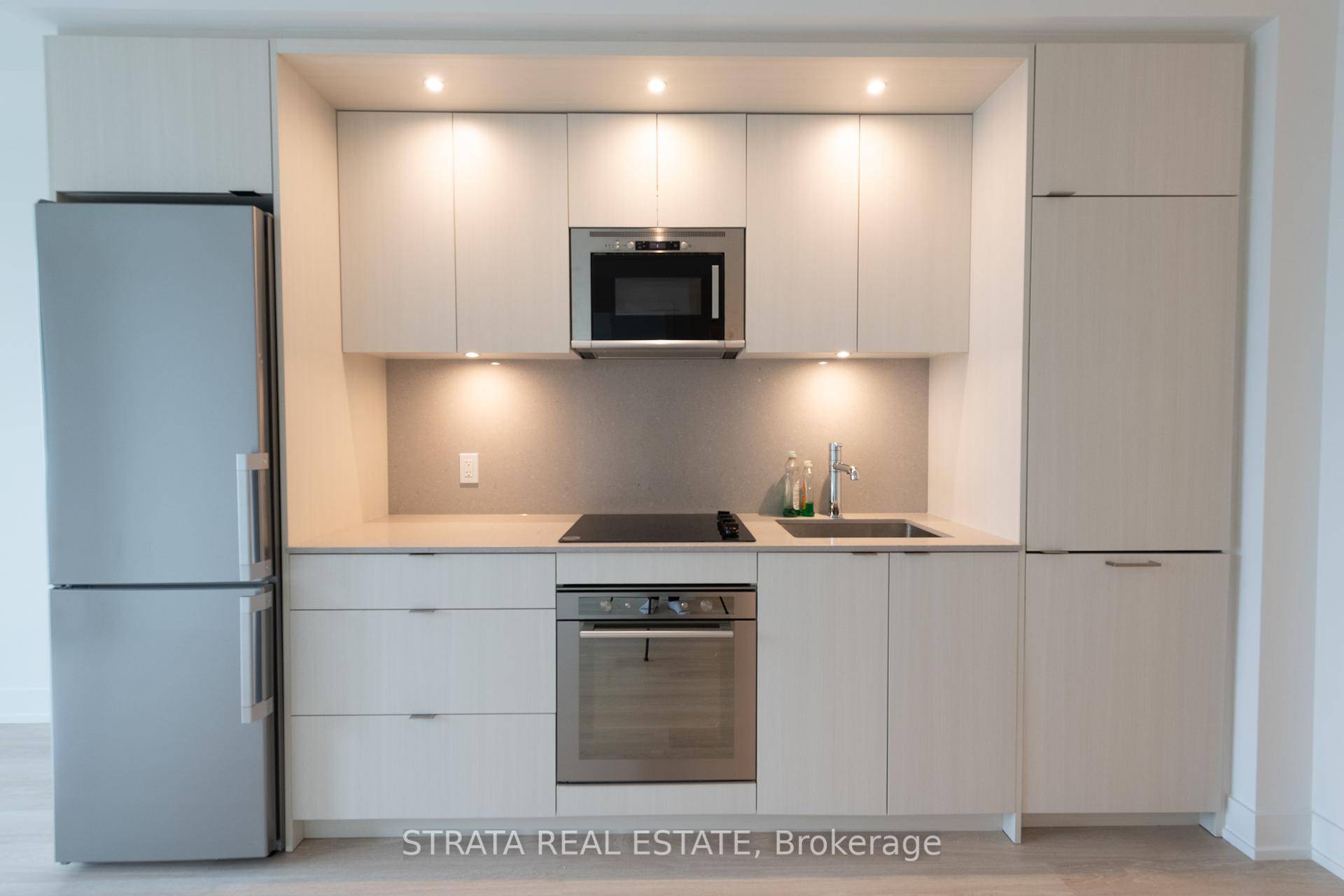 Luxurious, Carpet Free amp ; Spacious 1 Bedroom Auberge On The Park, Recently Tridel Built 2024 amp ; Managed, East Facing with Panoramic View from Balcony, Enjoy The Sunrise All ...