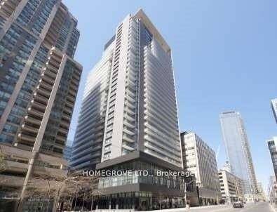 Luxury Lumiere Residences On Bay Street, Beautiful 2 Bedroom Suite With Large Balcony Featuring A Wonderful East View Of The City, Modern Finishing, 24Hr Concierge, Games Rm, Indoor Pool, Sauna, ...