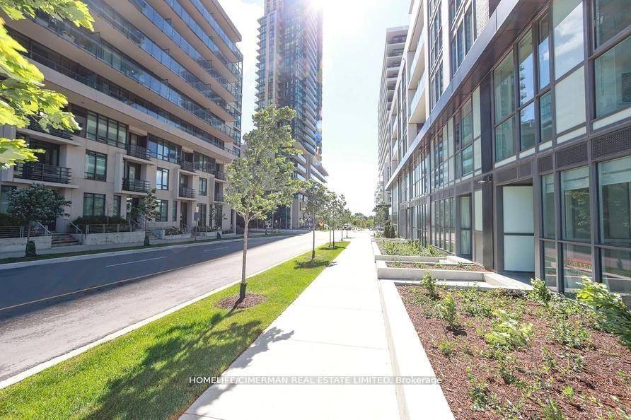 This Beautiful 2 Story Townhouse, The 3rd Largest Unit In The Coveted Vita On The Lake Community, Offers The Perfect Blend Of Space, Privacy, And Convenience.
