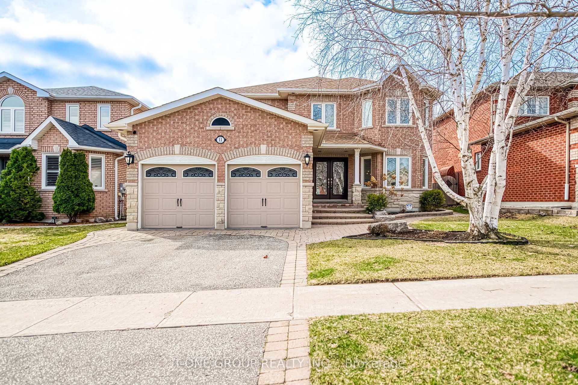 Stunning 4 Bedroom Home with Resort Style Backyard in Bradford Welcome to this beautifully upgraded home on a premium lot in one of Bradford's most desirable neighborhoods.