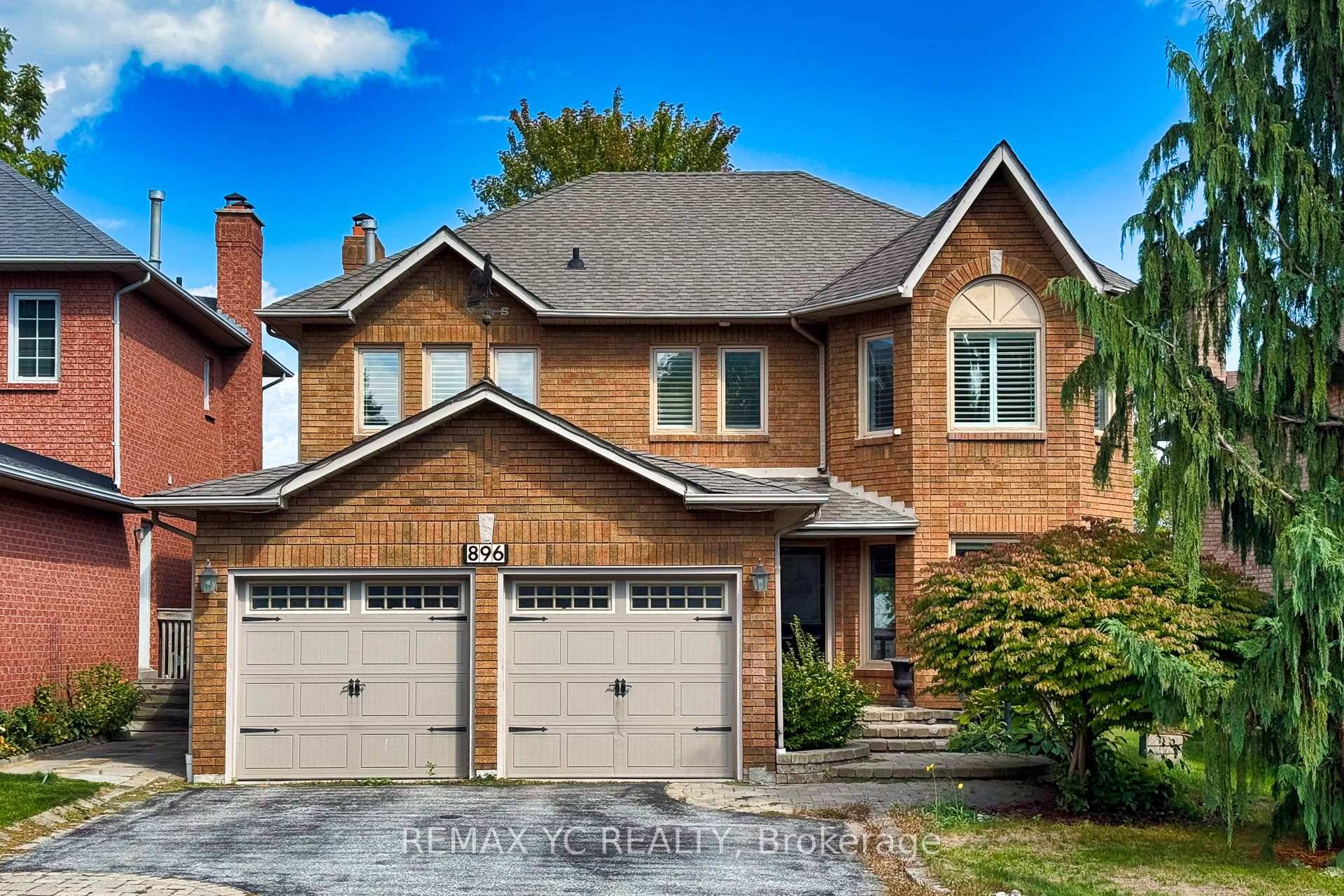 Brand new laminate flooring on 2nd floor, freshly painted throughout, professionally landscaped backyard 2024, modern 6 piece ensuite bath 2023.
