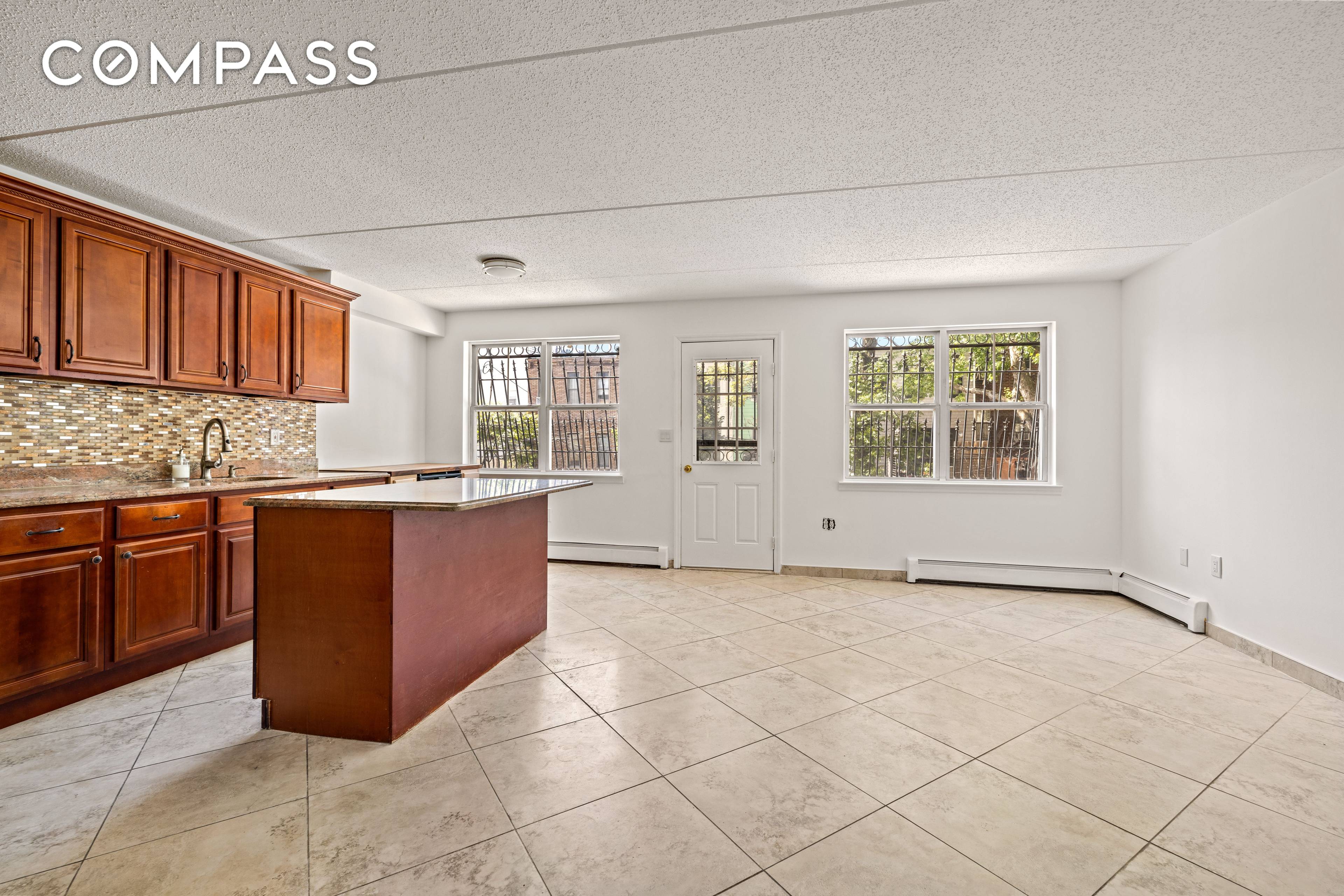 Large 4 Bed, 2 bath with Parking available for immediate occupancy Nothing beats the luxury of having your own assigned parking space.