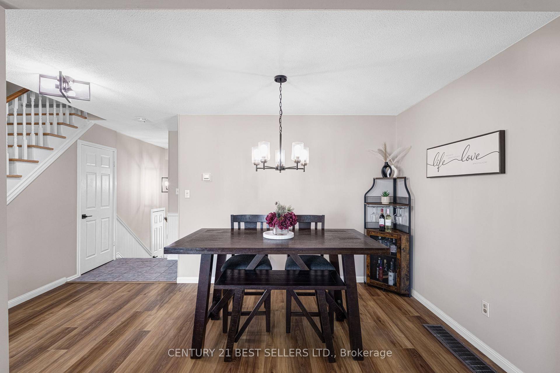 Welcome to this well maintained and tastefully updated townhome, offering exceptional value in one of Milton's most sought after neighbourhoods.