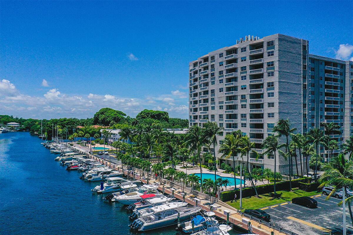Stunning and well cared for 5th floor unit with views of Biscayne Bay and southeast breezes.