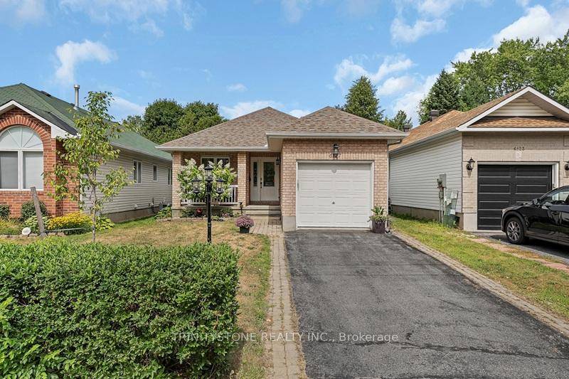 Welcome to this beautifully upgraded 2 1 bedroom, 2 bathroom bungalow in the heart of Stittsville, just minutes from the Trans Canada Trail !