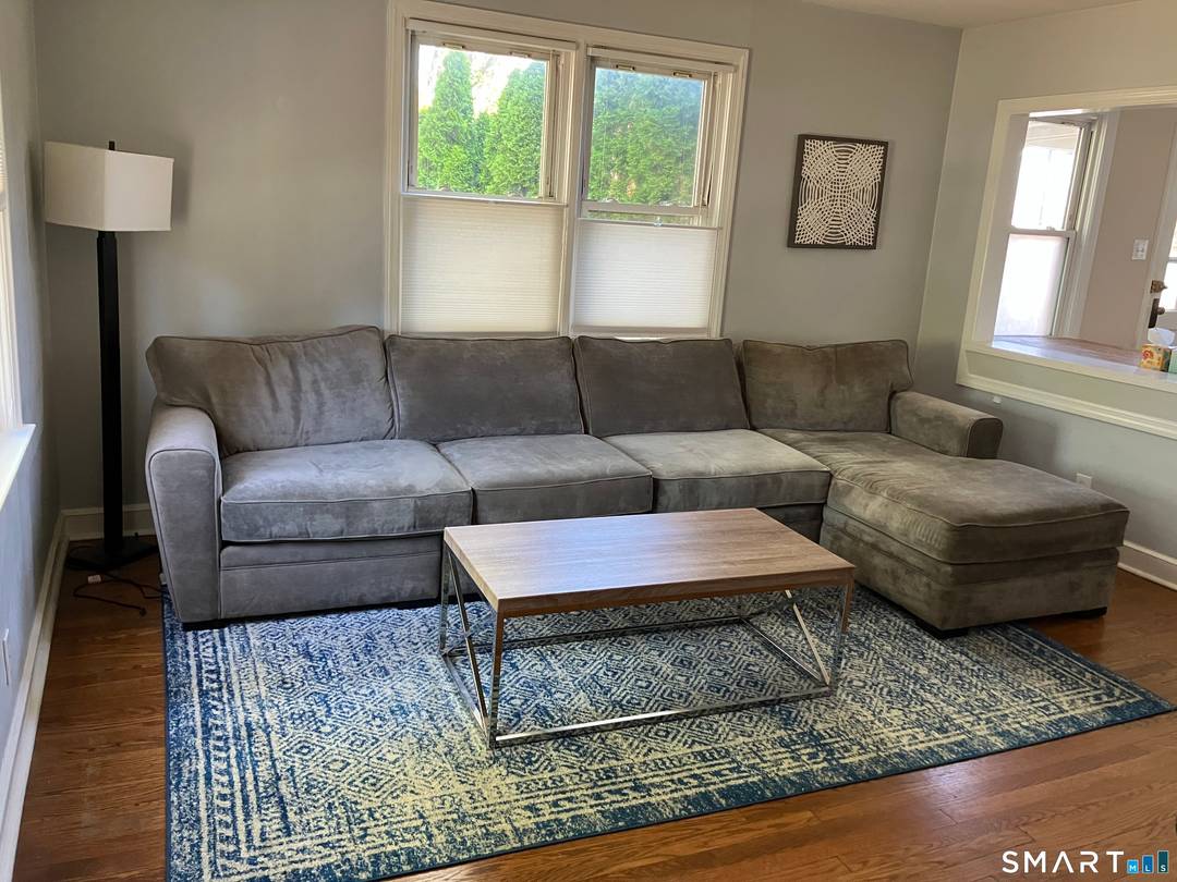 COZY CHARMING CAPE COD FURNISHED SUMMER RENTAL W CENTRAL A C June, July OR August.