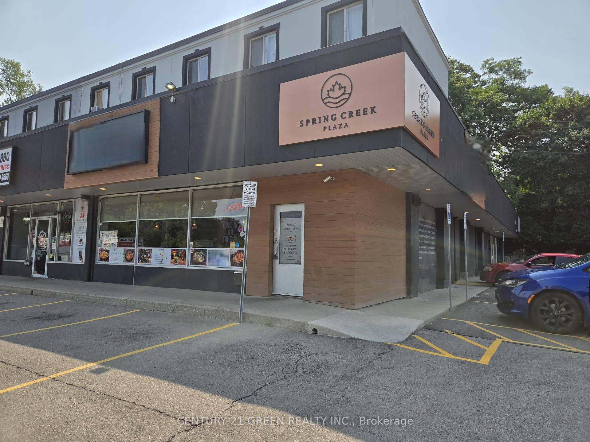 Excellent Location, Well established Restaurant in the Heart Dundas, Hamilton.