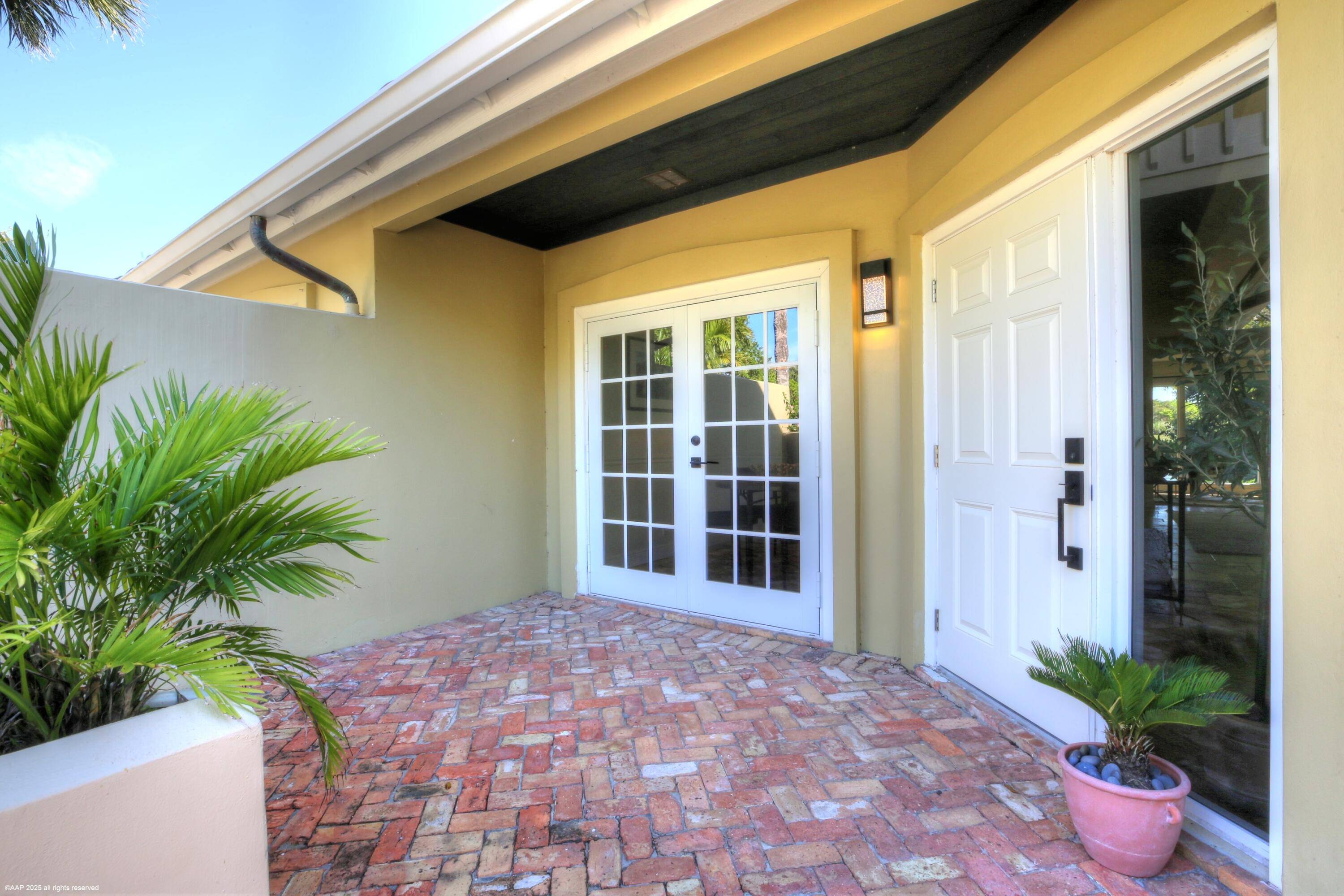 Palm Beach Polo, charming 2 bedroom, 2.