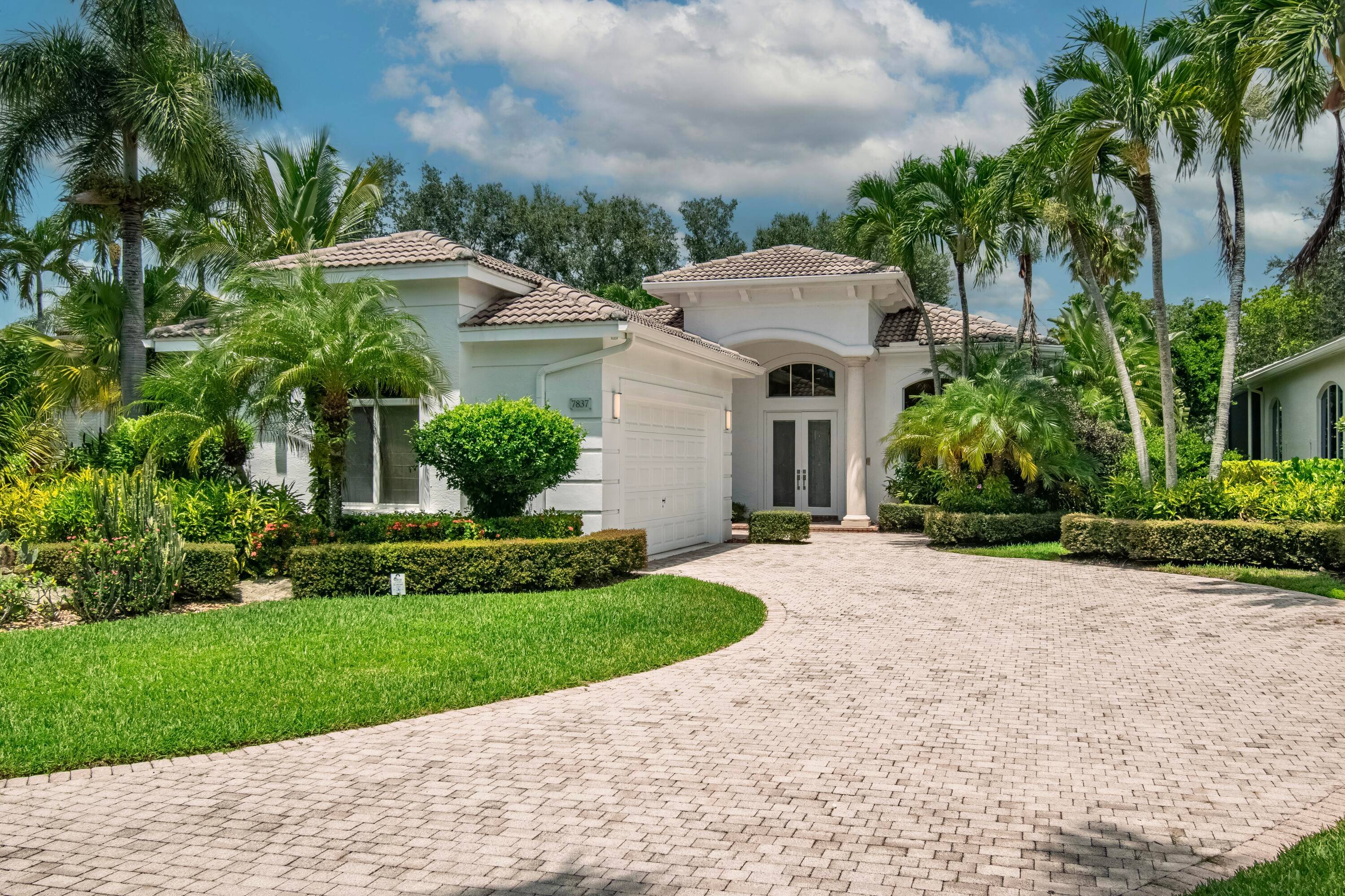 Discover a rare opportunity to own a beautifully appointed 3 BD home perfectly situated on an oversized, private lot an uncommon find at this price and size in Addison Reserve.
