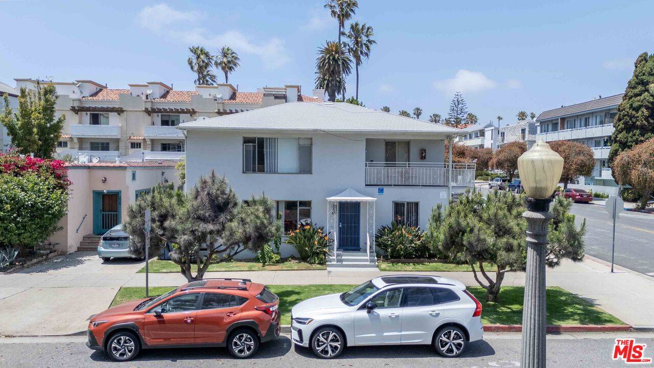 231 California Ave 8BR Santa Monica La