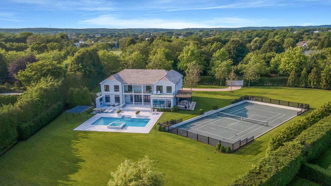 Pond Front Estate in Southampton