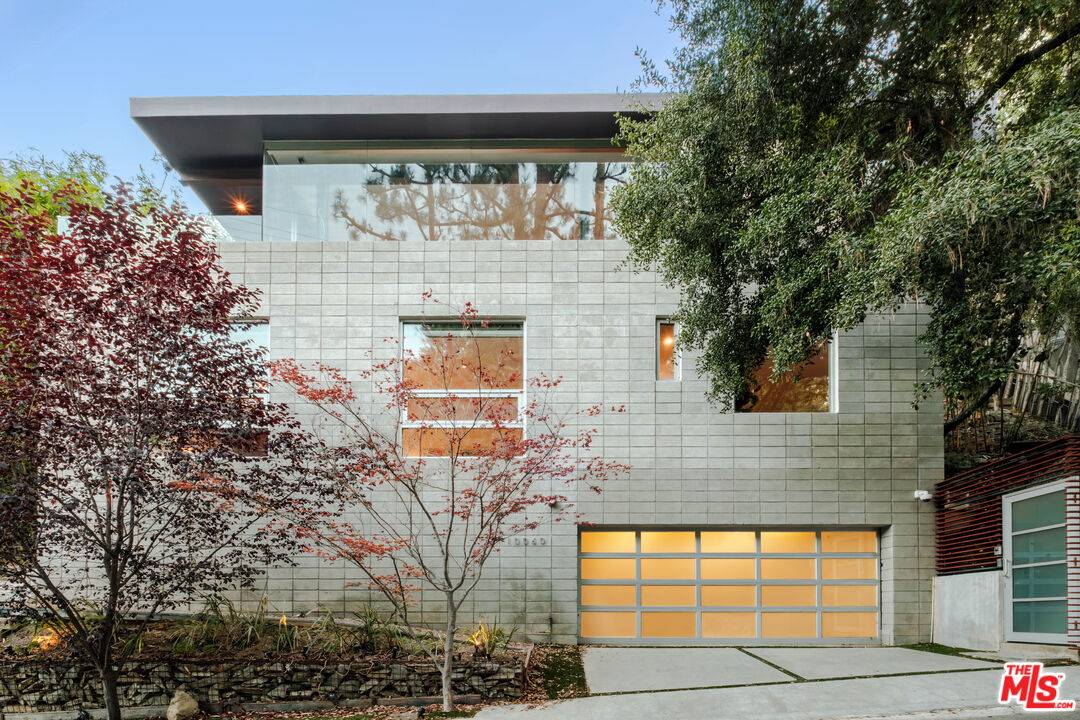 10060   Westwanda Dr 3BR Beverly Hills Post Office | B.H.P.O. La