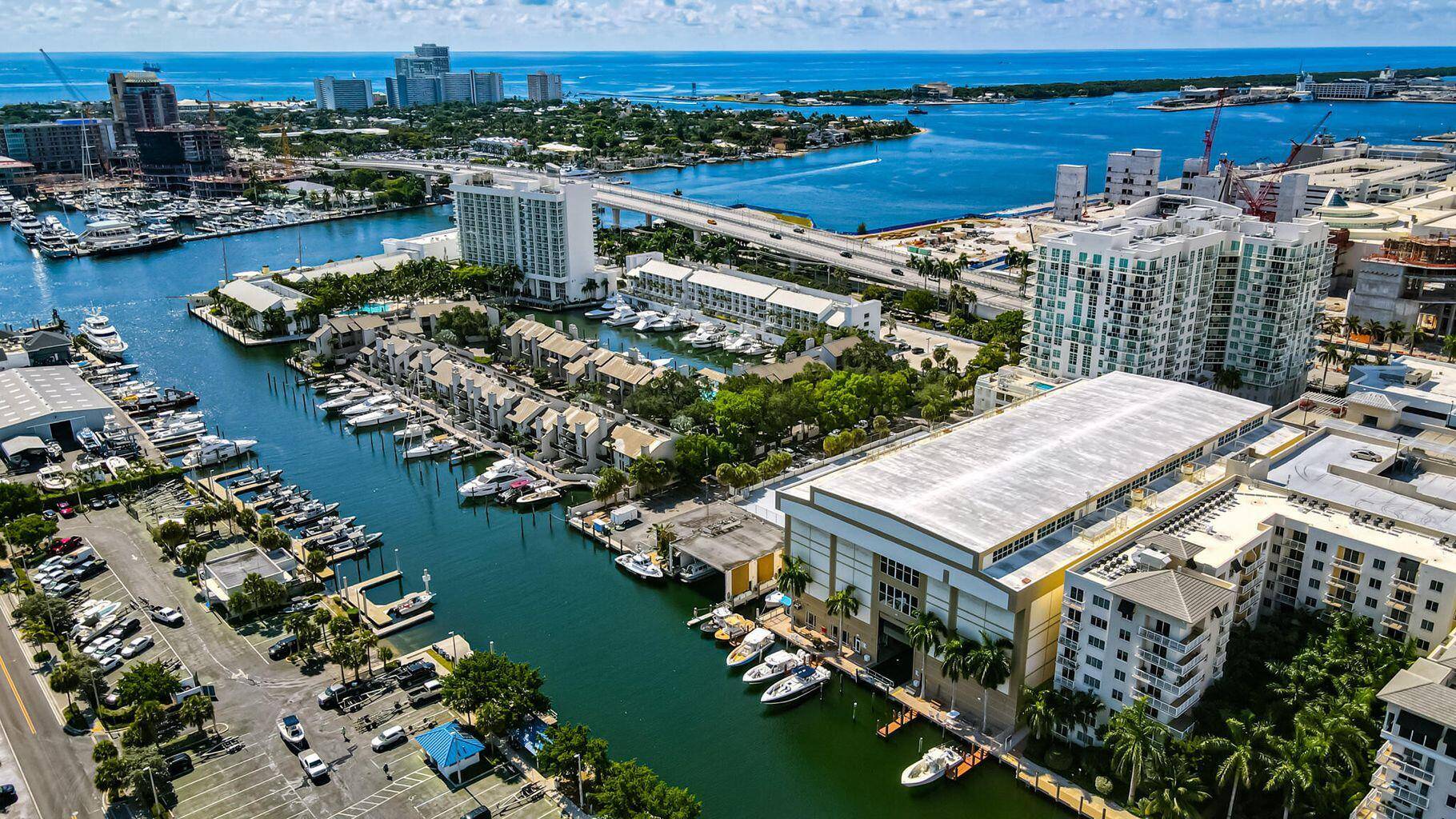 The Port Marina is 5 minutes to the ocean, the closest Marina Dry Stack storage to Port Everglades.