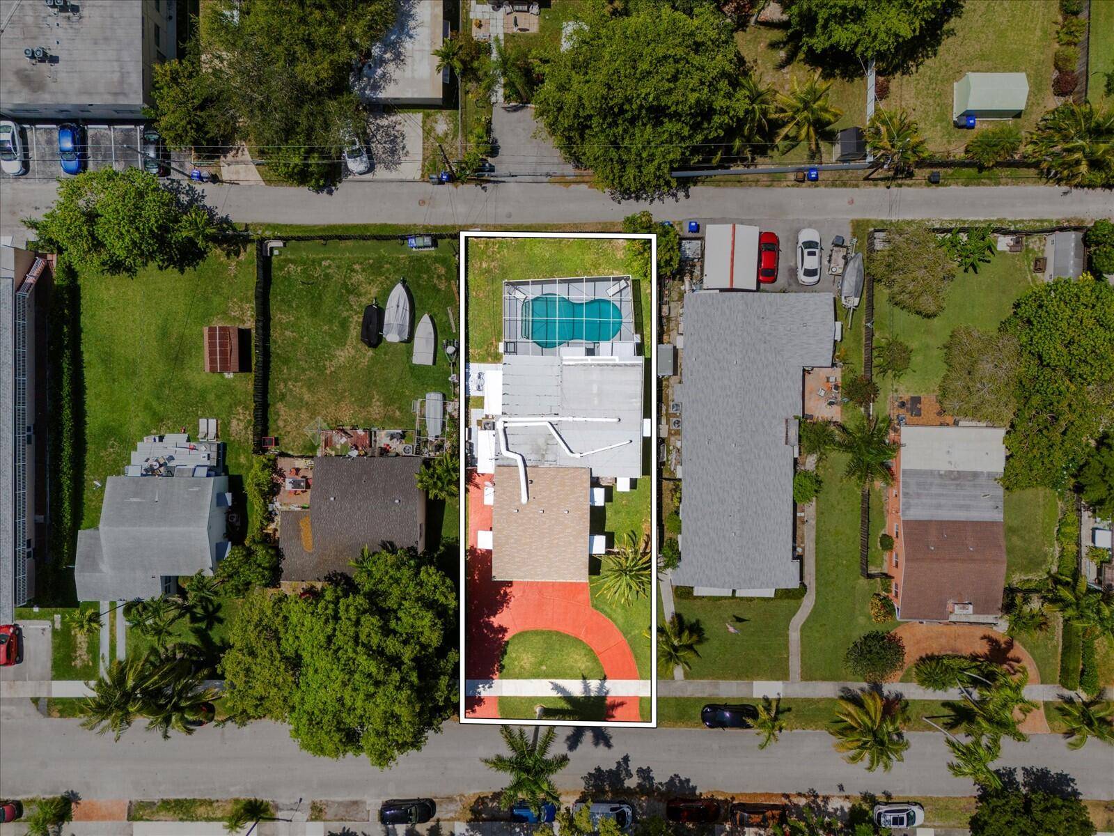 Discover the perfect blend of comfort, convenience, and old South Florida charm in this upgraded CBS pool home located in this rapidly developing area of Hollywood, FL just minutes from ...