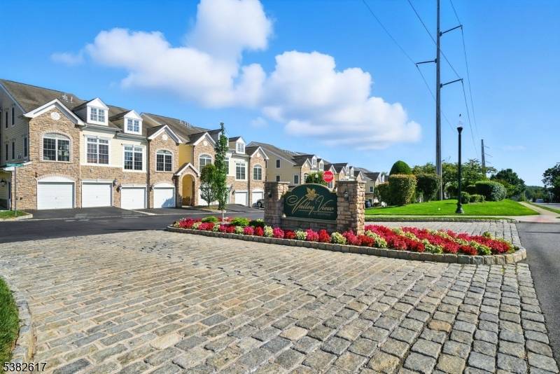 Forshee Cir Montvale Boro New Jersey Single-Family