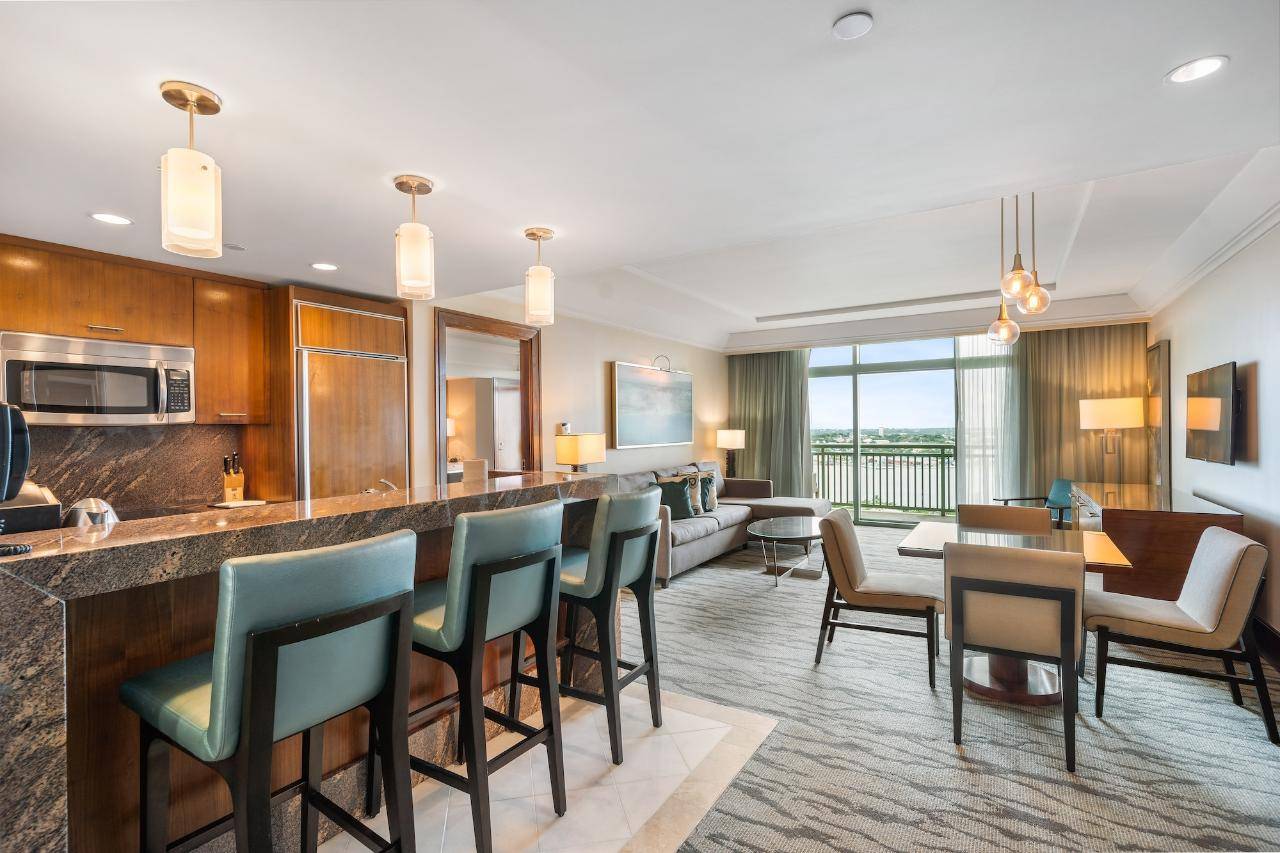 THE REEF RESIDENCES Condo New-Providence