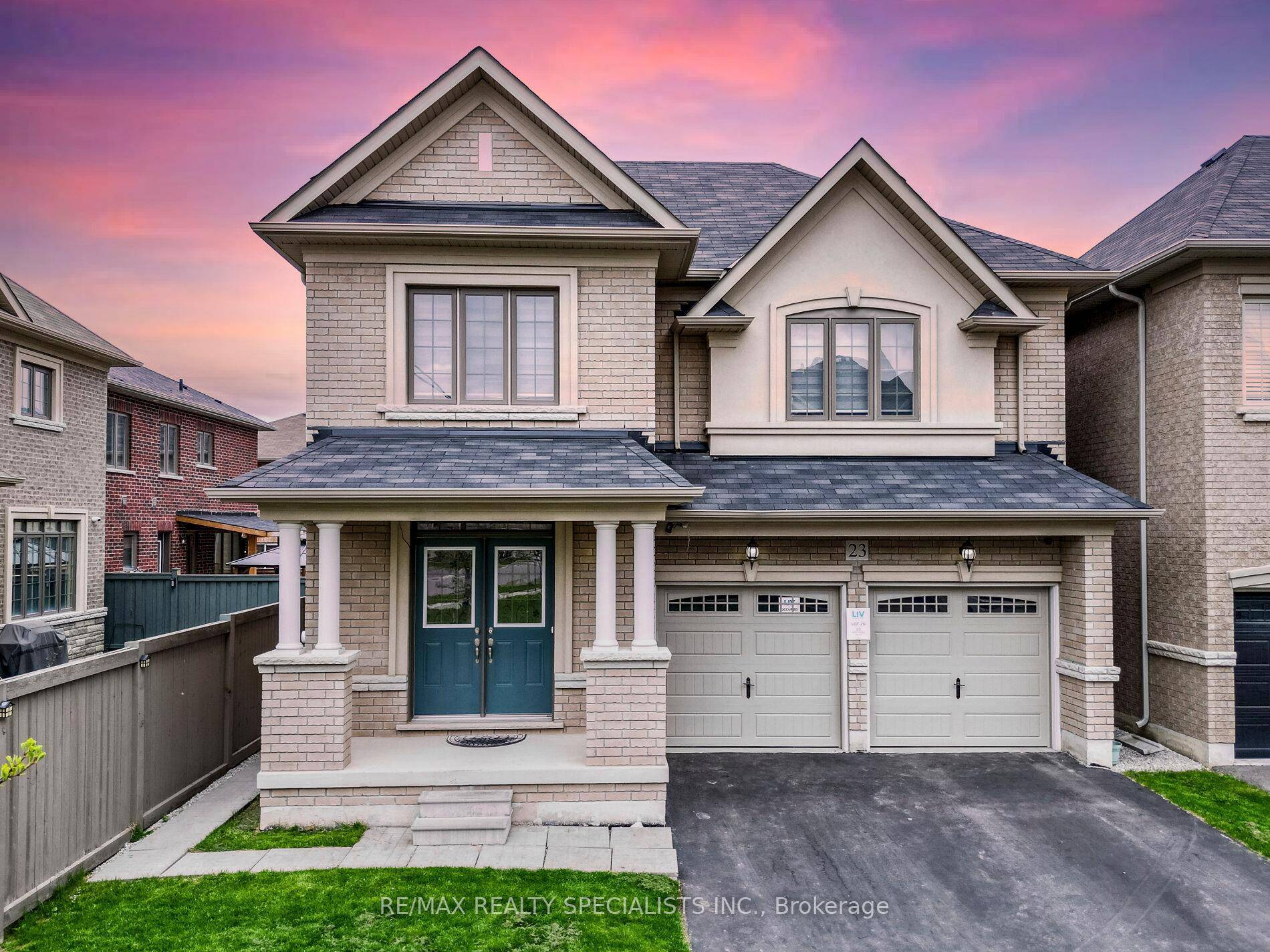 Wow, This Is An Absolute Showstopper And A Must See !