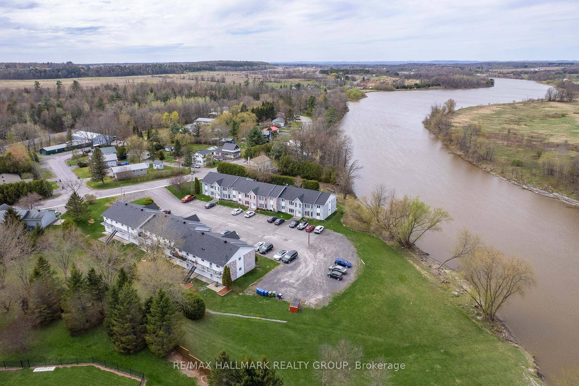 Enjoy hassle free country living in this main level condo backing onto the tranquil Nation River, in the heart of charming Plantagenet.