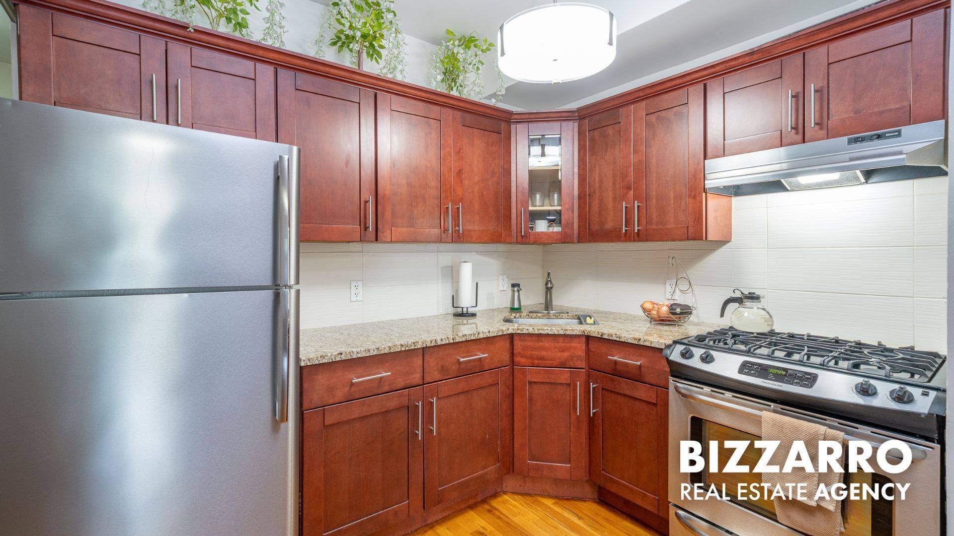 Here is a terrific opportunity for a three bedroom convertible 2BR with office condo in Stuyvesant Heights.