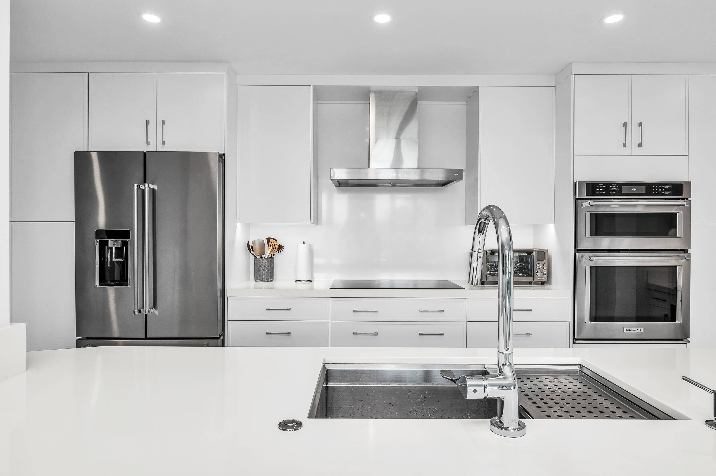 For the discerning Buyer, this is your opportunity to purchase a newly renovated luxury, light and bright waterfront 2 Bedroom, 2 Bathroom Pet Friendly Condo, ready for immediate occupancy.
