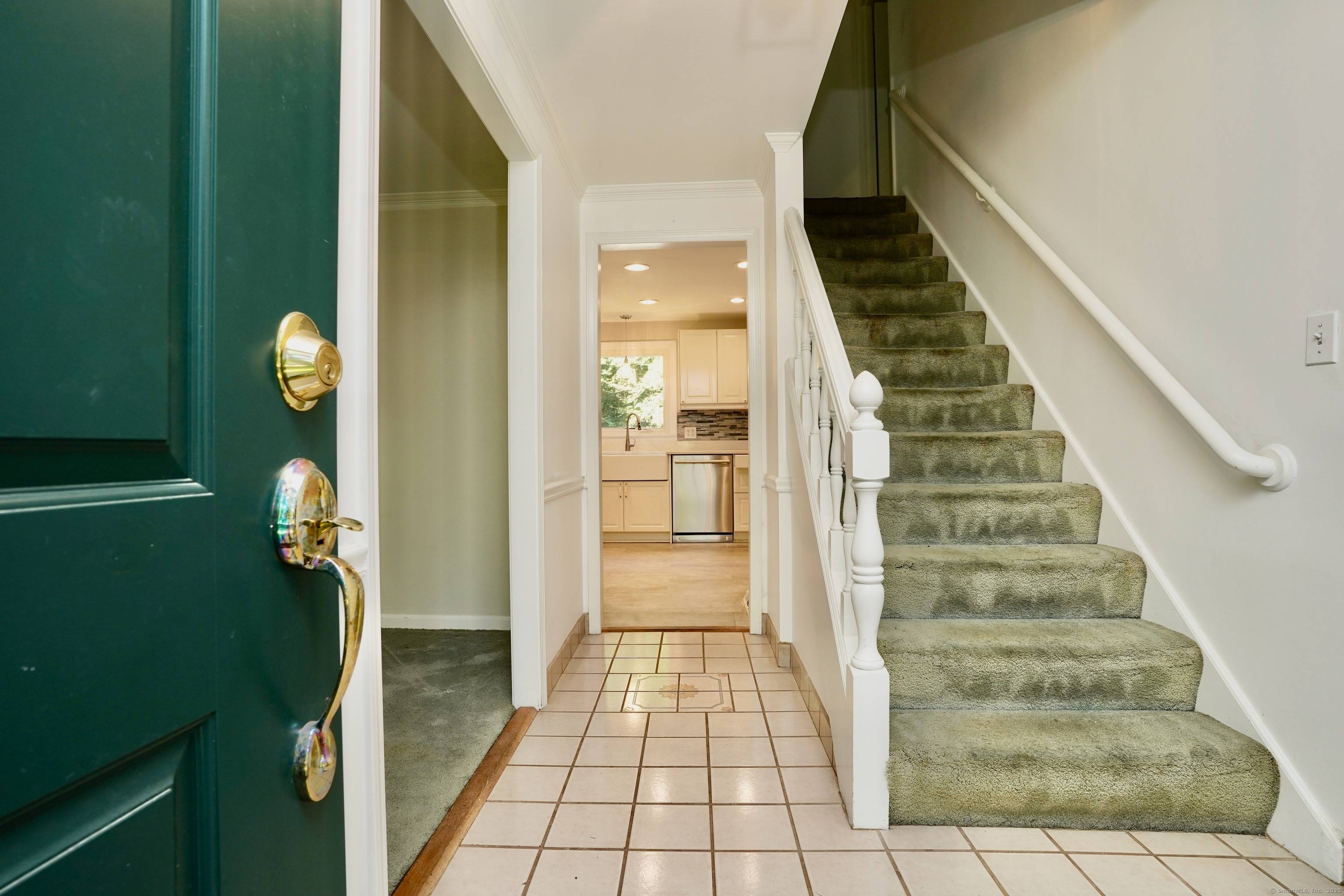 Freshly Painted, Brand New Carpets and updated lighting Move In Ready !