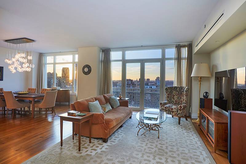 Introducing Penthouse 2B at the Laureate, located on the corner of 76th Street and Broadway in the heart of Manhattan's Upper West Side.