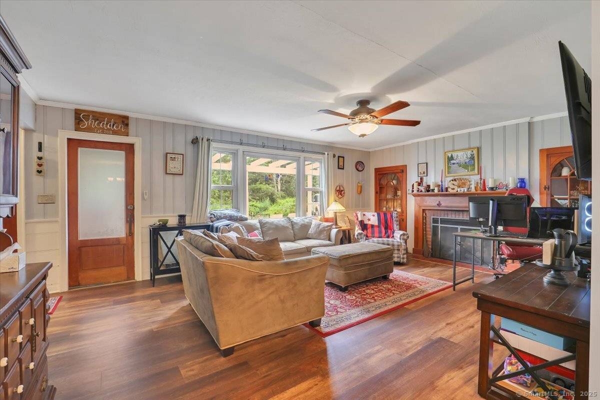 Discover your dream home featuring 4 spacious bedrooms and 2 full bathrooms, offering a generous 2, 524 sqft of comfortable and spacious living space.