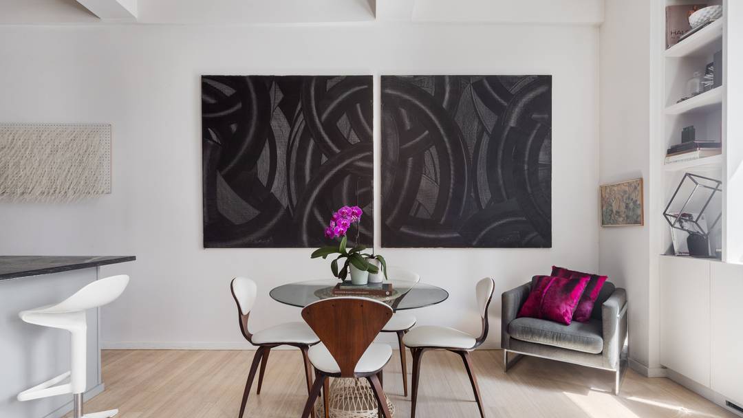 Chic Renovated Brooklyn Loft Living !