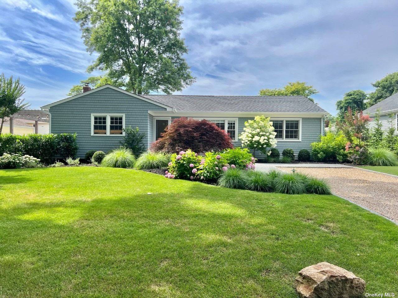 Enjoy this Summer at this Beautiful Mattituck Beach House !