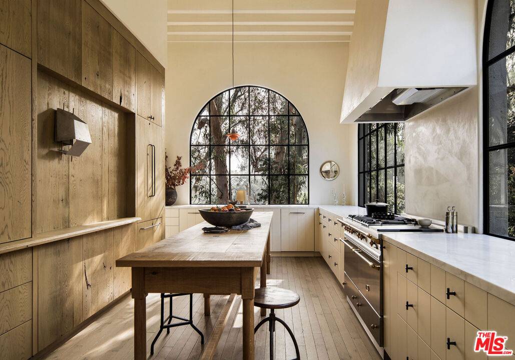 7776   Firenze Ave 4BR Hollywood Hills East La