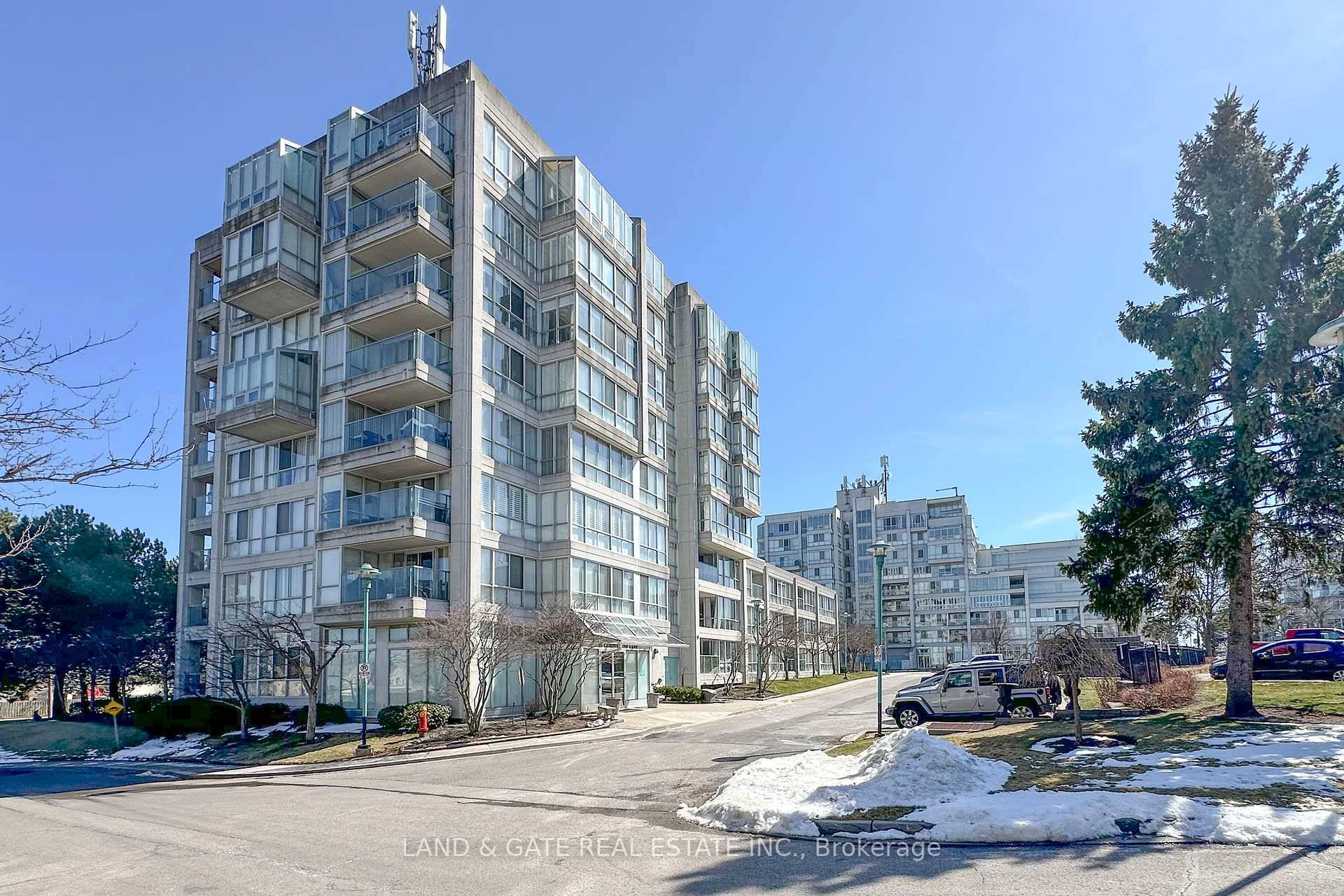This rarely offered 2 storey condo in Ajax offers a unique blend of style and space, just steps from Lake Ontario !