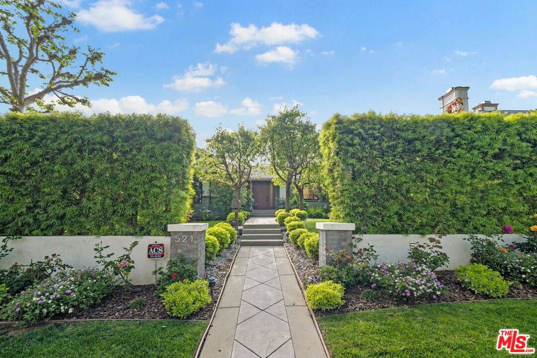 521   Loring Ave Westwood LA