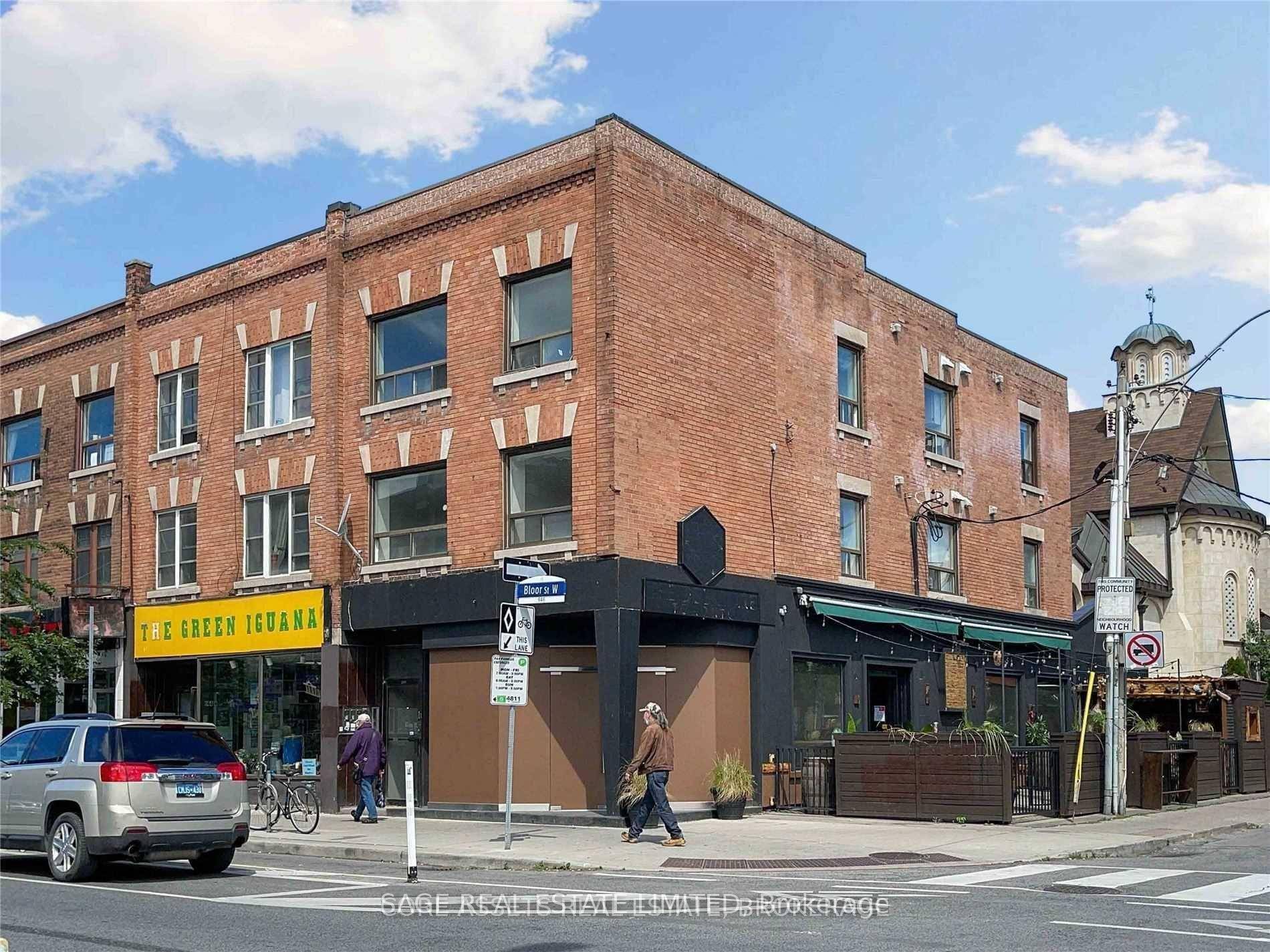 Fantastic 2 Bedroom Right On Bloor St.