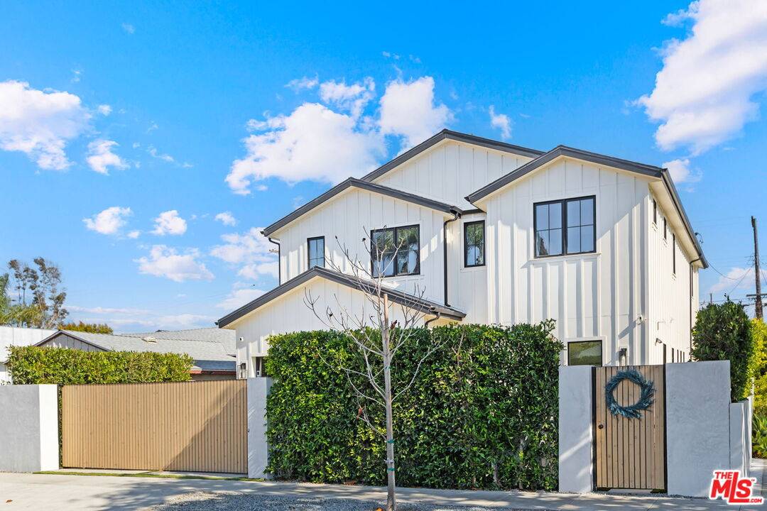 12850   Admiral Ave 4BR Marina Del Rey La