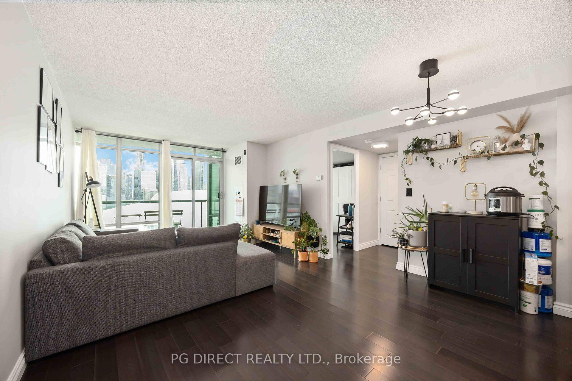 Visit REALTOR website for additional information.
