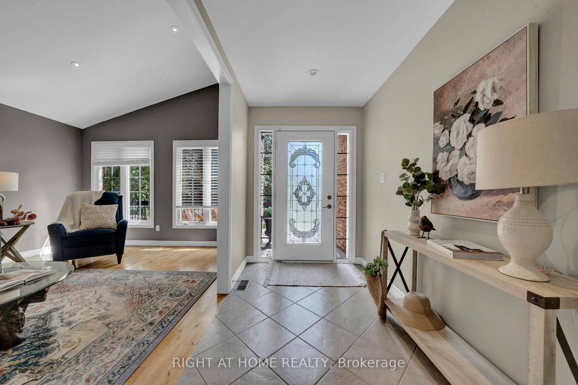 Spacious 4 bedroom side split in desirable North Oshawa with a bright, open layout and plenty of living space.